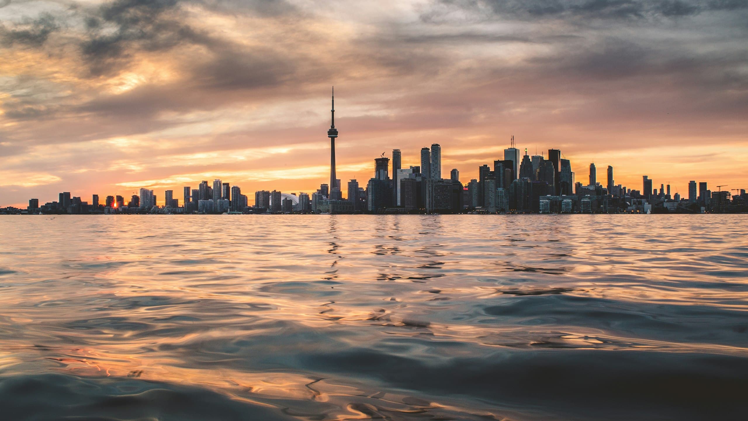 Toronto skyline at dusk